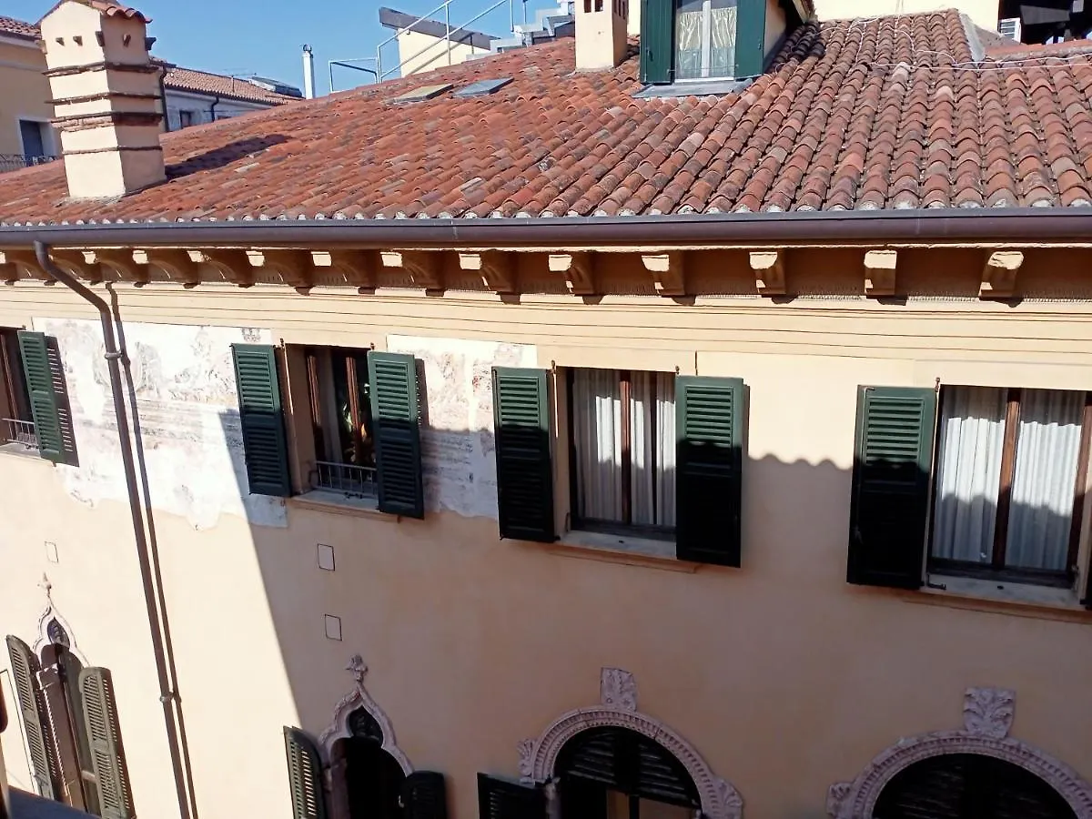 Bra Luxury Guest House Verona 0*,  Italy
